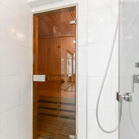 Luxurious & Spacious Downtown In Liszt Ferenc Square شقة